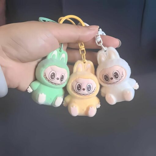 Adorable Fuzzy Monster Keychain – Cute Cartoon Design, Clip-On Clasp, Perfect for Daily Use, Ideal Gift for Friends and Family
